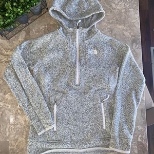 Northface quarter zip!